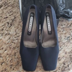 New Navy Stretch Peter Kaiser heels size 10